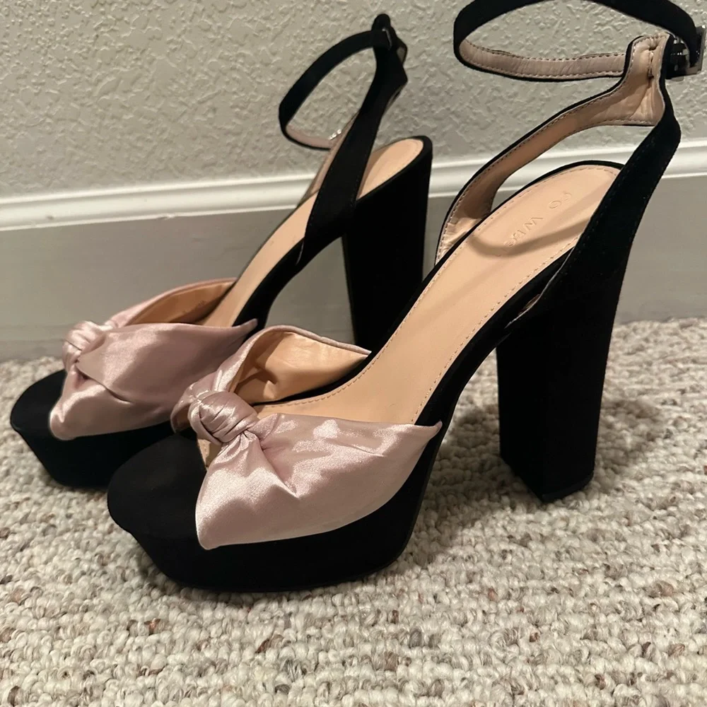 Chic platform sandals - Picture 2 of 5